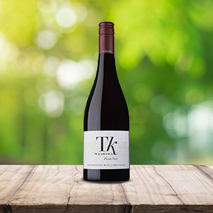 Te Kairanga Pinot Noir, Martinborough
