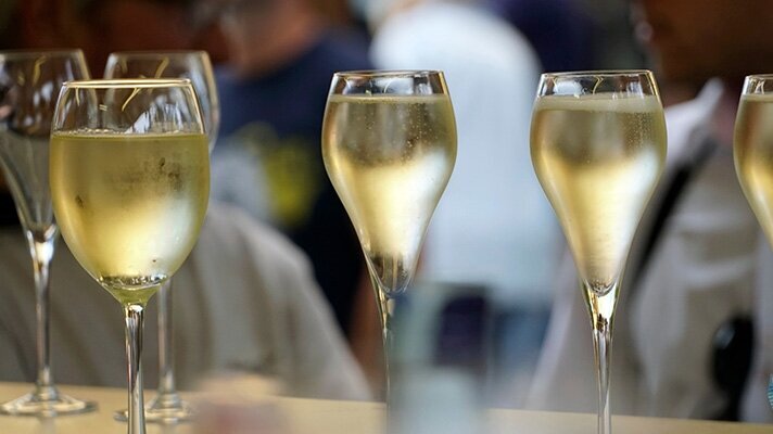 What separates DOC and DOCG Prosecco?