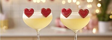 The Most Romantic Cocktails for Valentine's Day